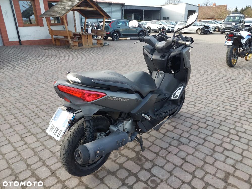 Yamaha X-max - 4