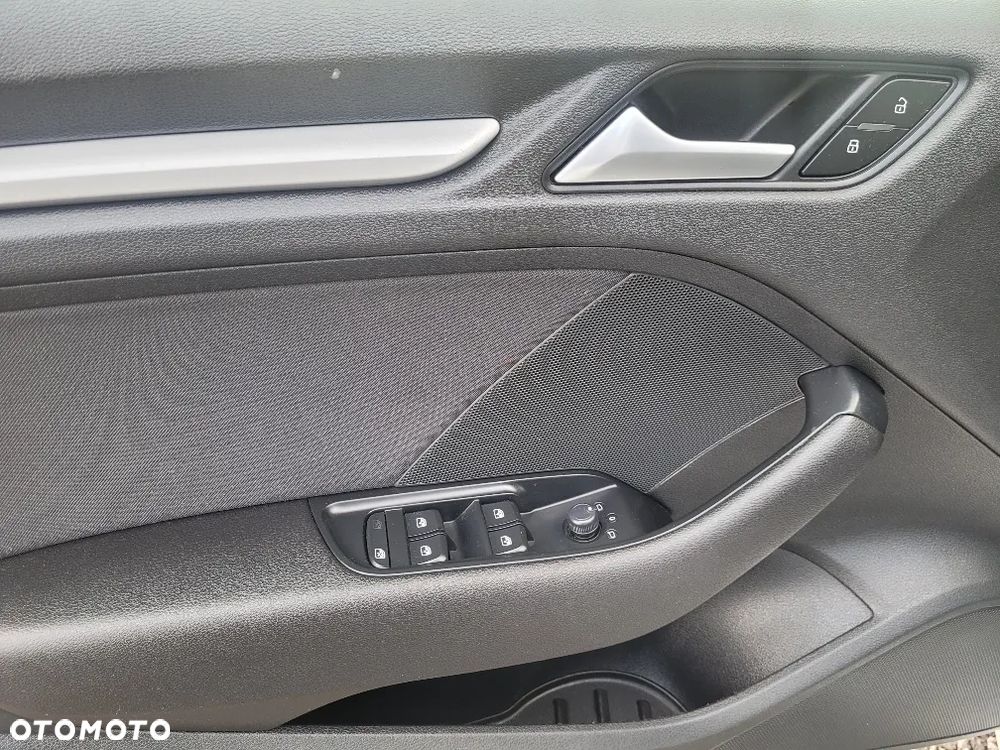 Audi A3 Sportback 1.6 TDI(clean diesel) Ambition - 16