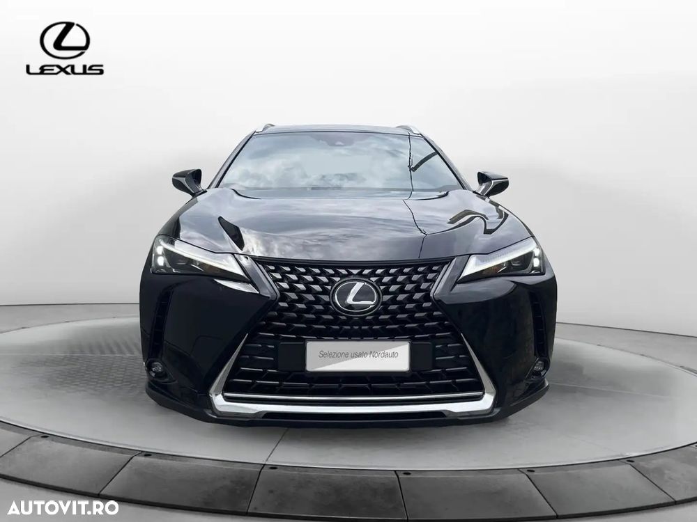 Lexus UX 250h Business Edition - 2