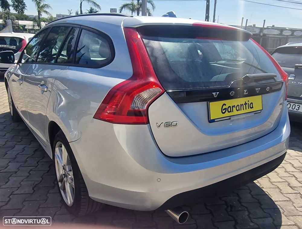 Volvo V60 DRIVe Momentum - 5