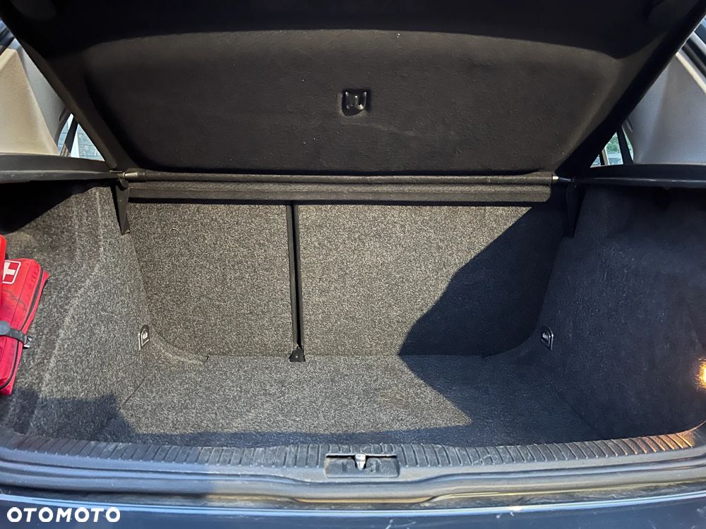 Volkswagen Golf - 9