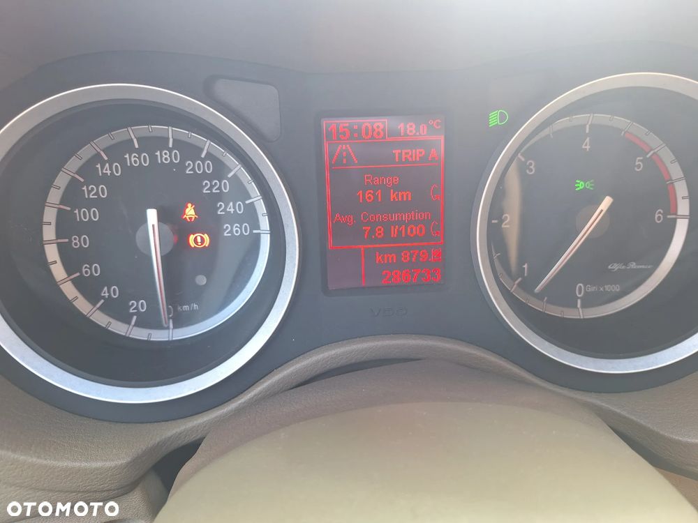 Alfa Romeo 159 1.9JTDM Impression - 9
