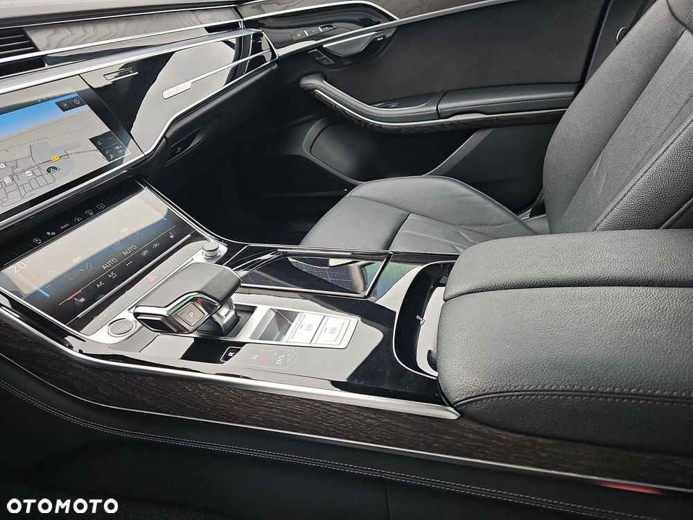 Audi A8 - 19