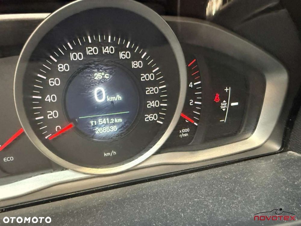 Volvo V60 D3 Kinetic - 5