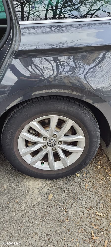 Volkswagen Passat 2.0 TDI SCR DSG Highline - 16