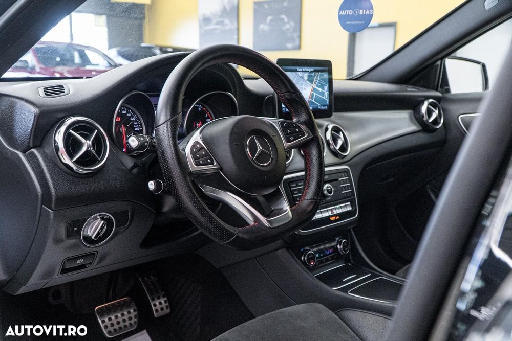 Mercedes-Benz GLA 180 7G-DCT AMG Line - 7