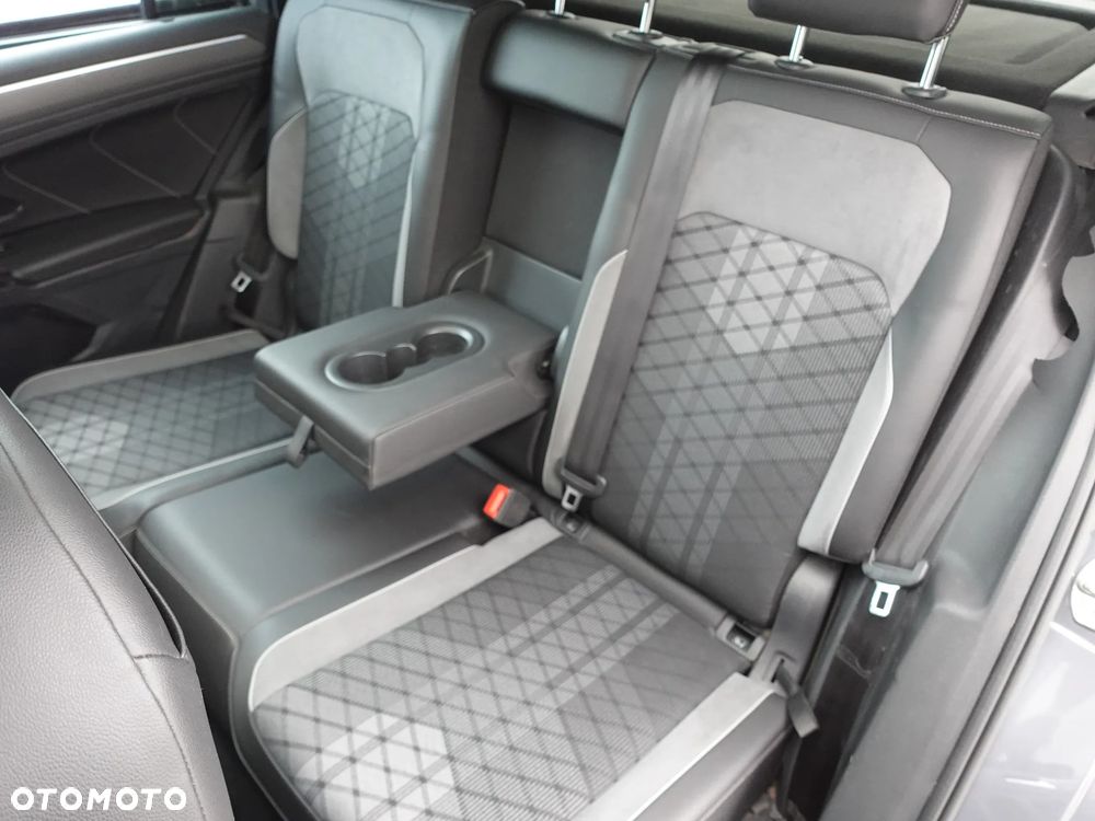 Volkswagen Tiguan 2.0 TDI SCR 4MotION DSG R-Line - 6