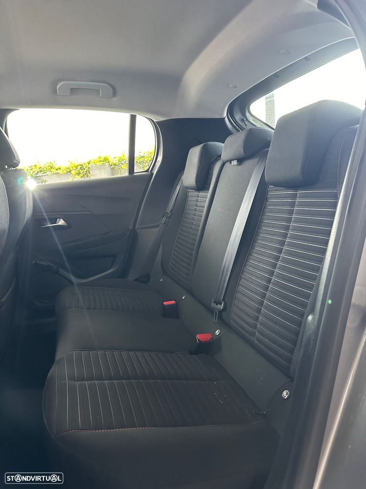 Peugeot 208 1.2 PureTech Active - 22