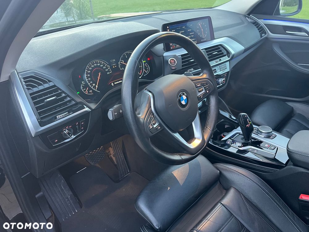 BMW X4 xDrive20d Business Edition sport - 11