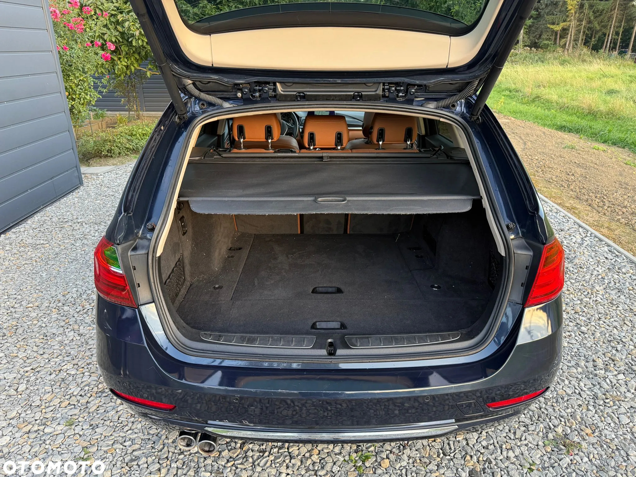 BMW Seria 3 330d Touring xDrive Sport-Aut Blue Performance Luxury Line - 31