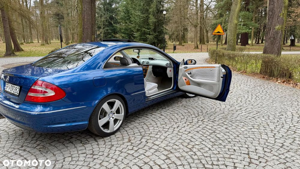 Mercedes-Benz CLK - 7
