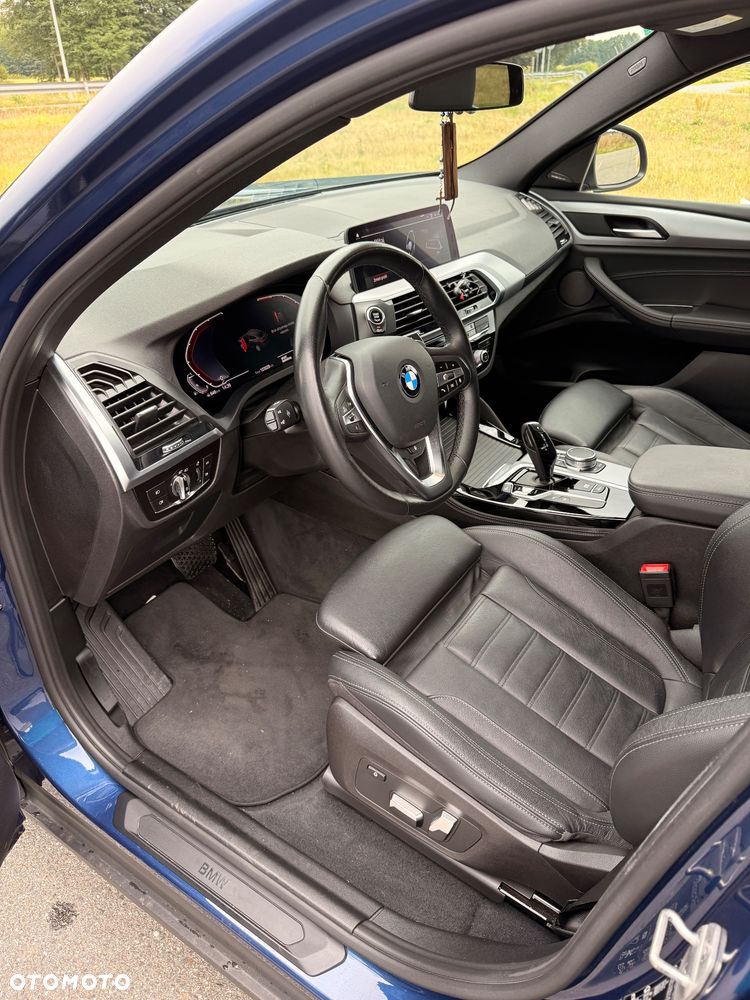 BMW X4 xDrive20i GPF Business Edition sport - 11