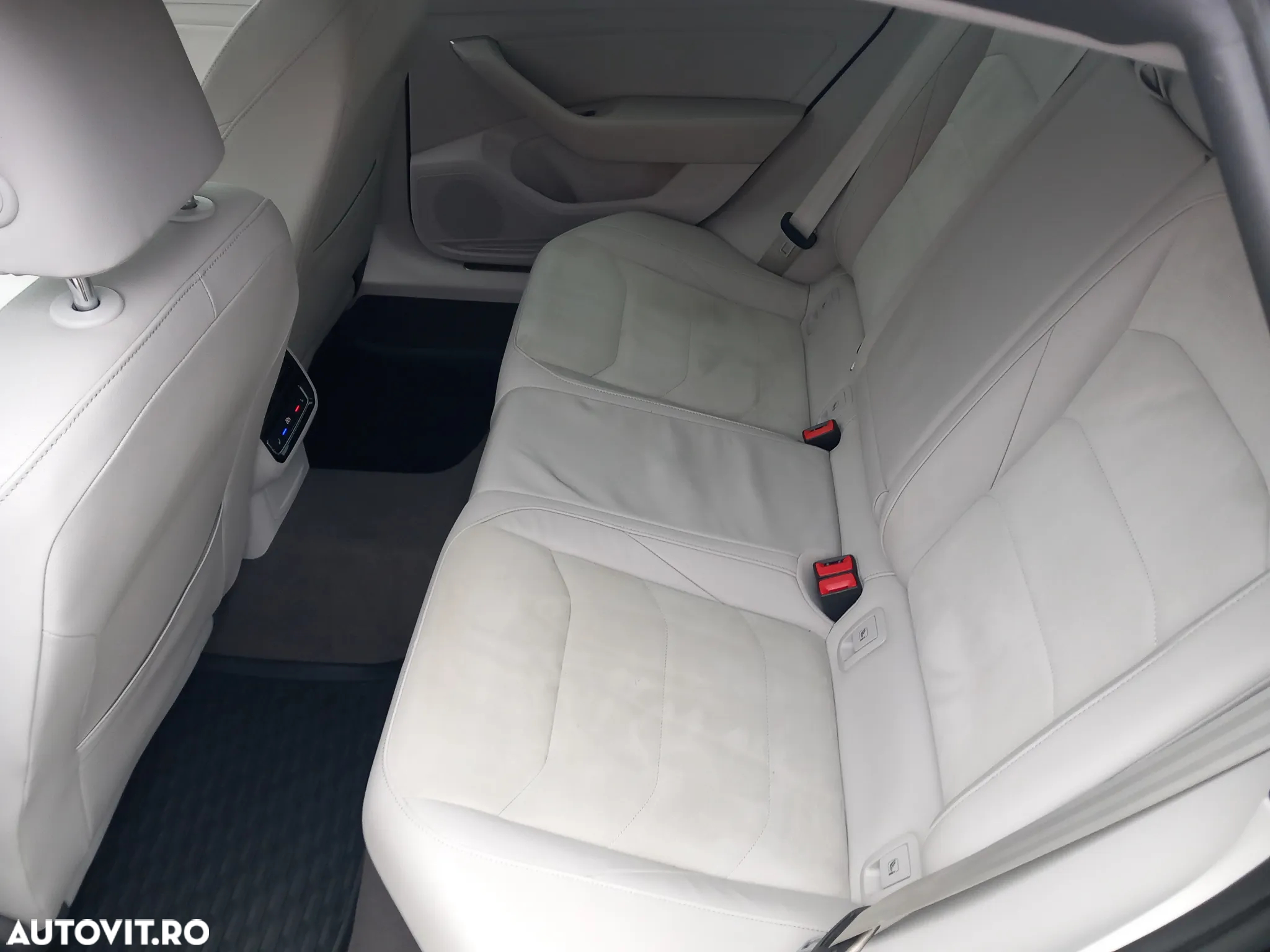 Volkswagen ARTEON 2.0 TDI DSG Elegance - 8