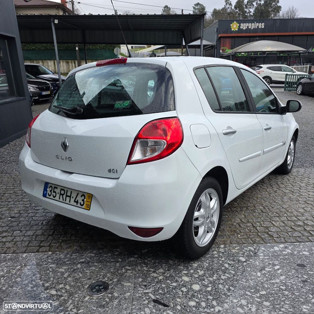 Renault Clio 1.5 dCi Dynamique S - 2