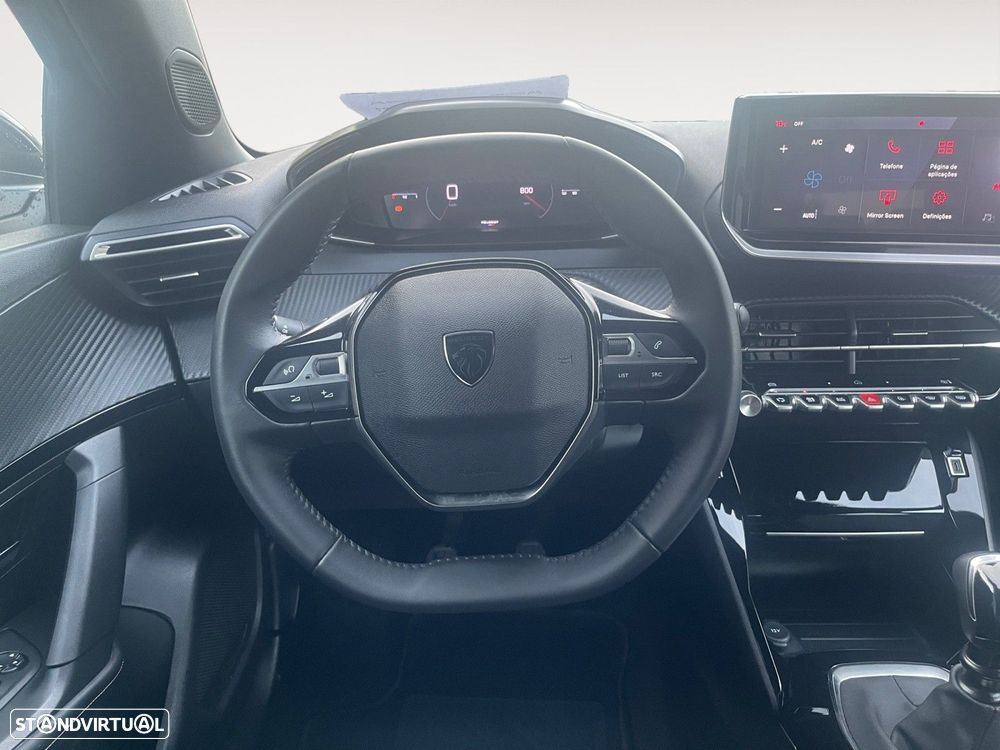 Peugeot 2008 1.2 PureTech Allure - 12