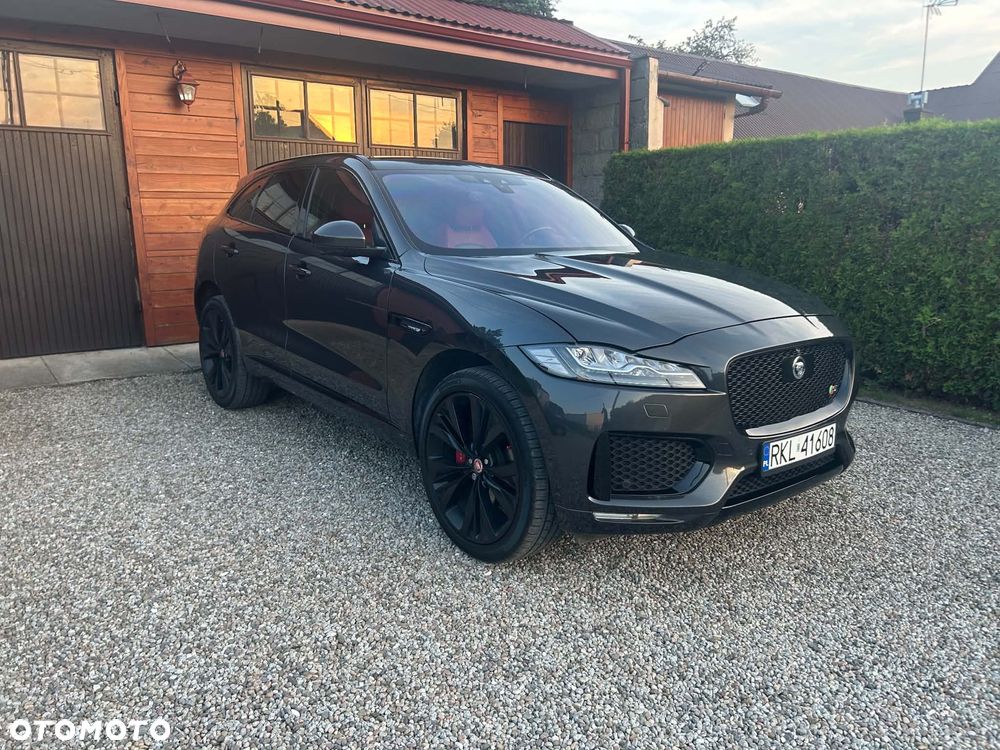 Jaguar F-Pace 3.0 V6 AWD S - 1