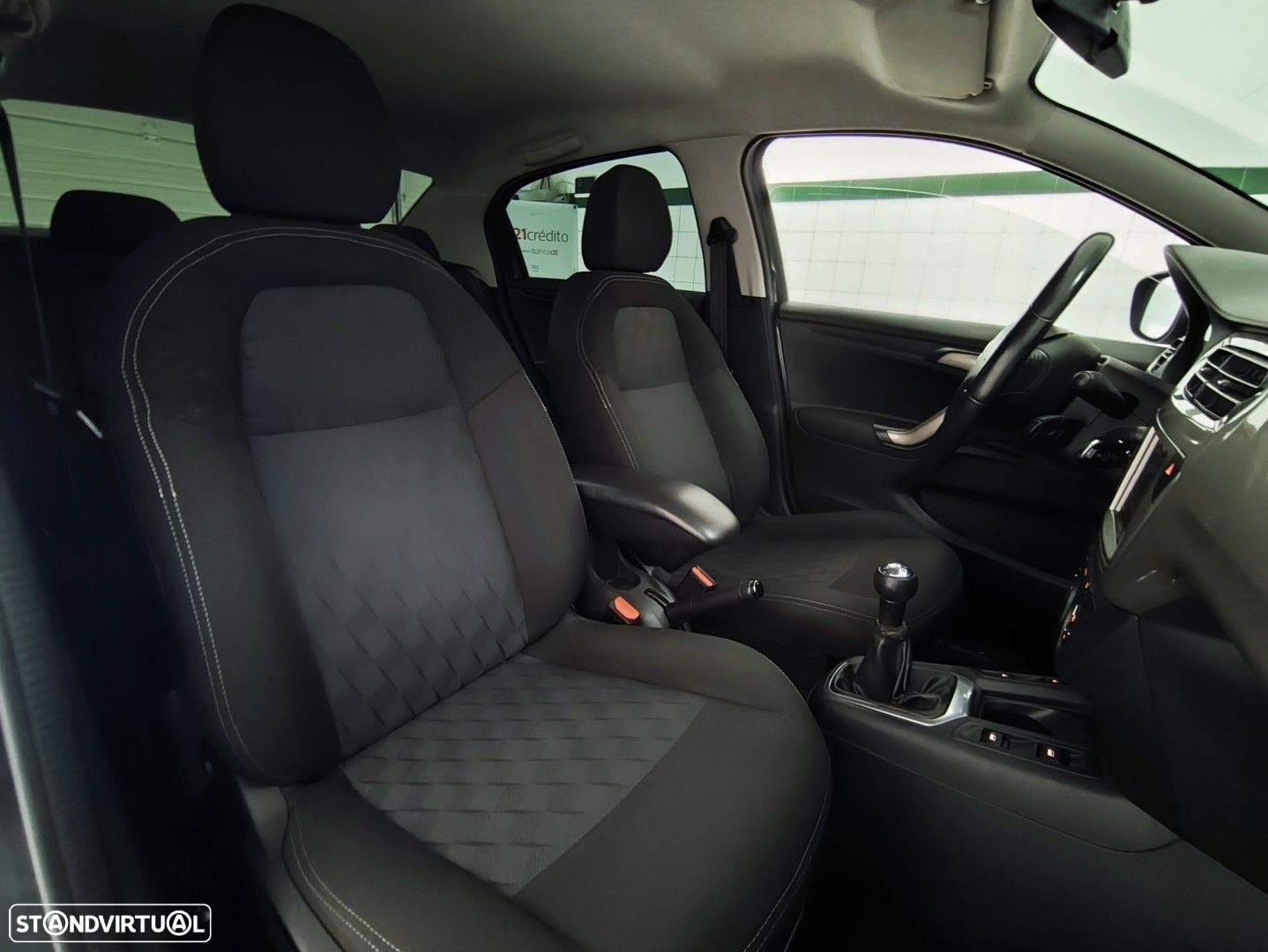 Citroën C-Elysée 1.6 BlueHDi Exclusive - 11