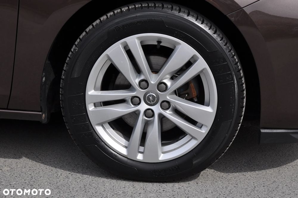 Opel Astra 1.4 T Enjoy - 12