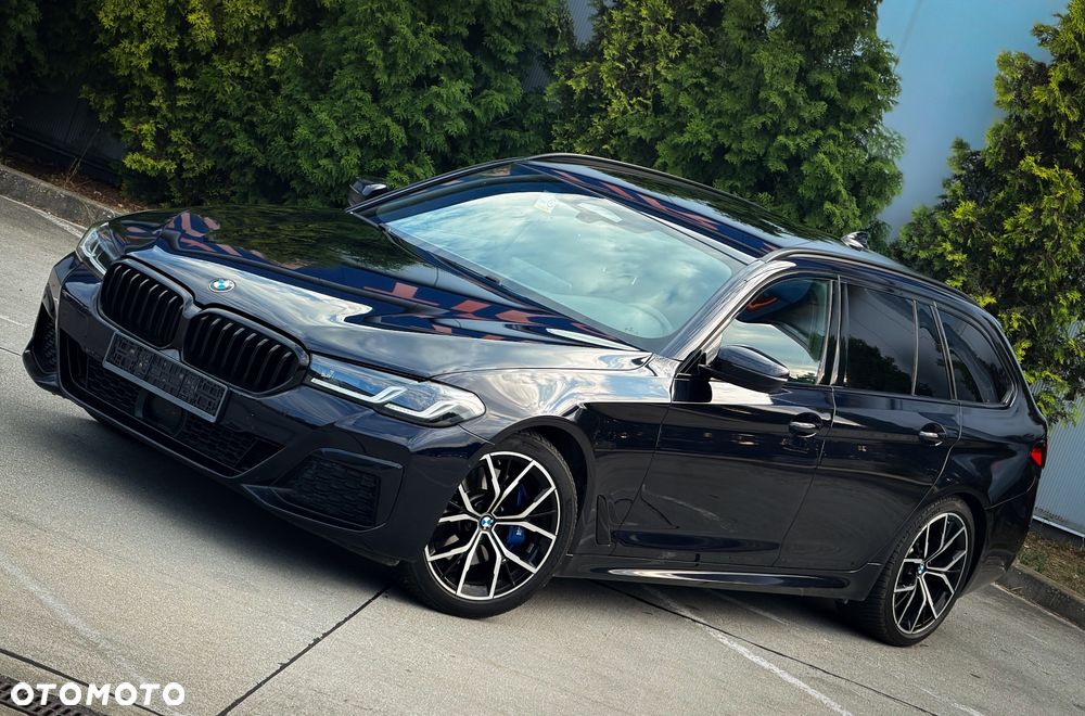 BMW Seria 5 520d xDrive mHEV M Sport sport - 2