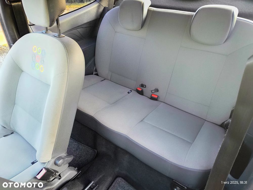 Renault Twingo 1.2 16V Eco Access - 7