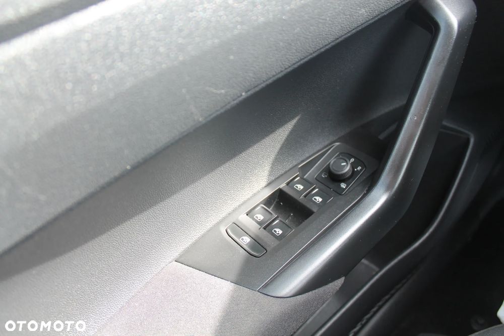 Volkswagen Polo 1.0 - 16