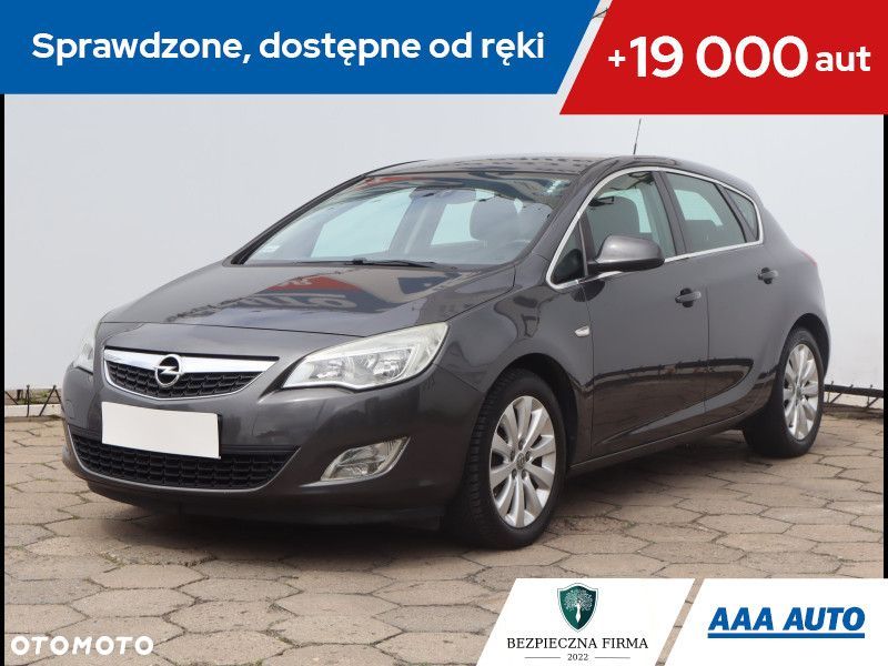 Opel Astra - 1