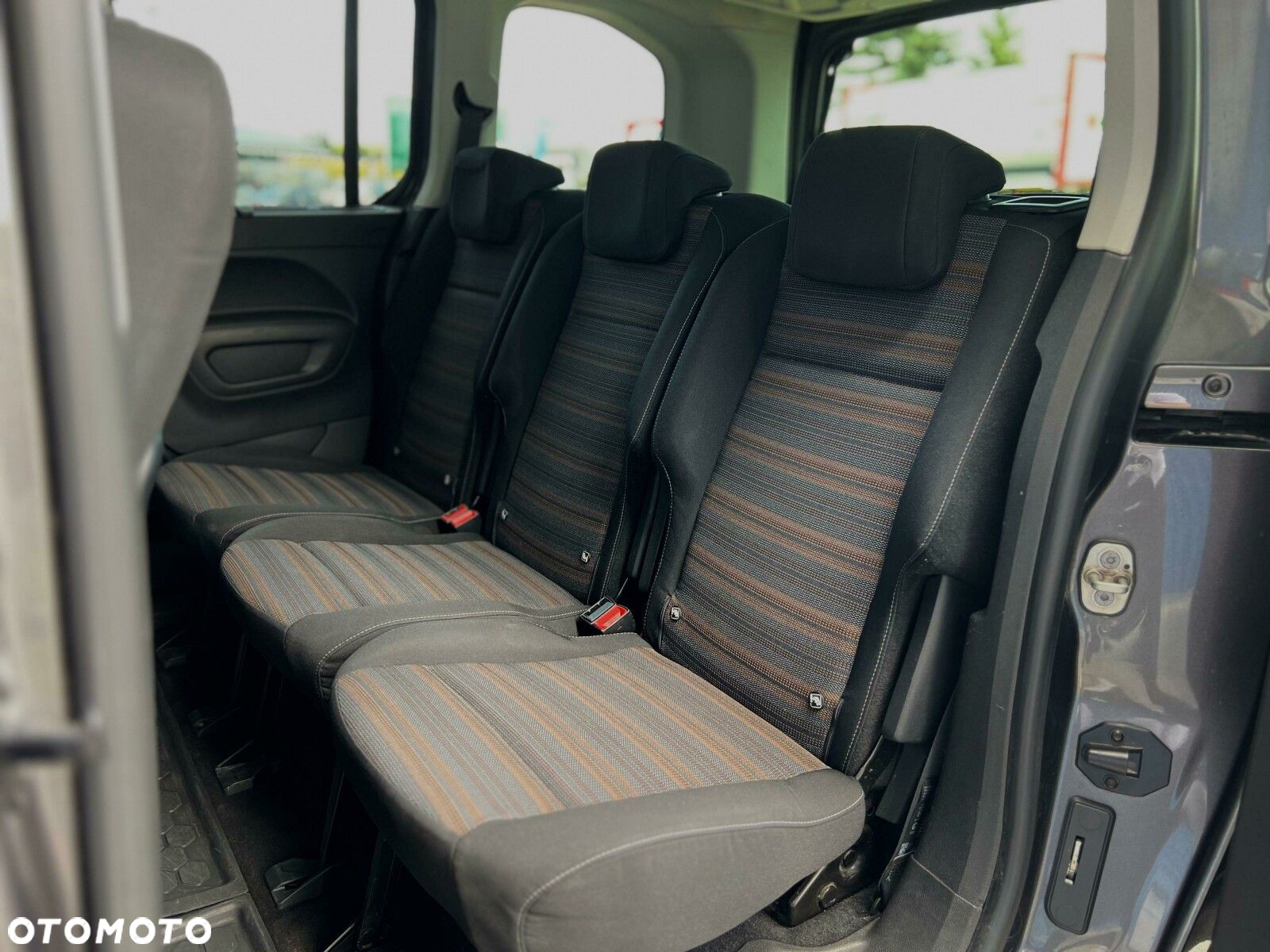Opel Combo Life 1.5 CDTI Enjoy S&S - 20