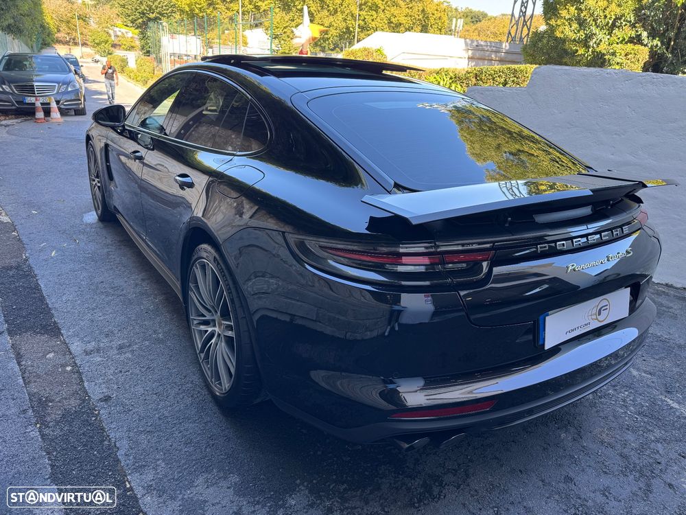 Porsche Panamera - 5