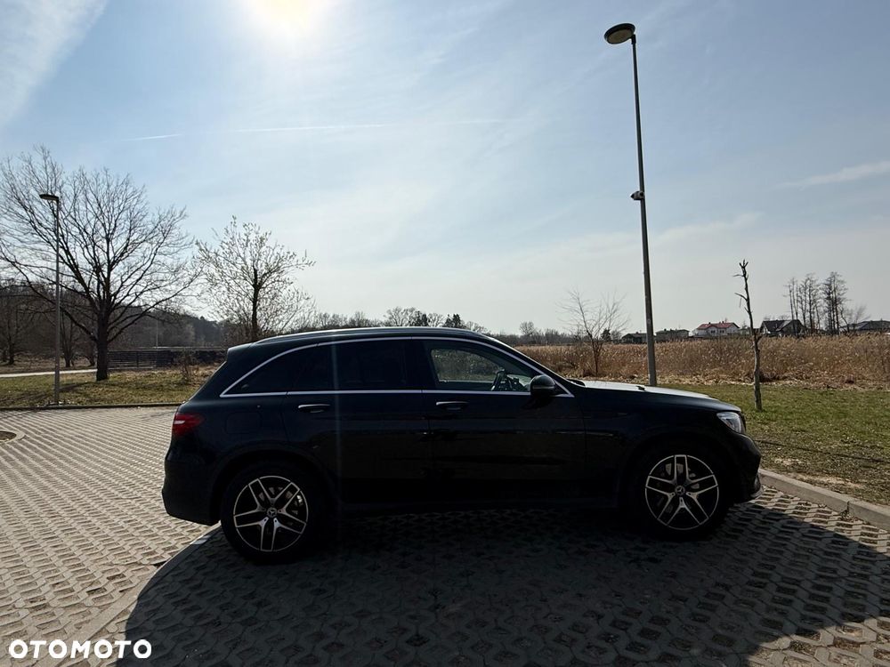 Mercedes-Benz GLC - 8