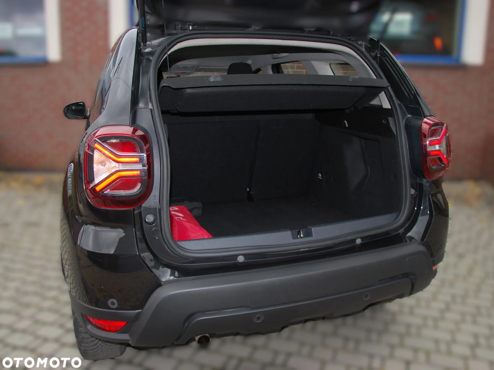 Dacia Duster 1.0 TCe Comfort - 36