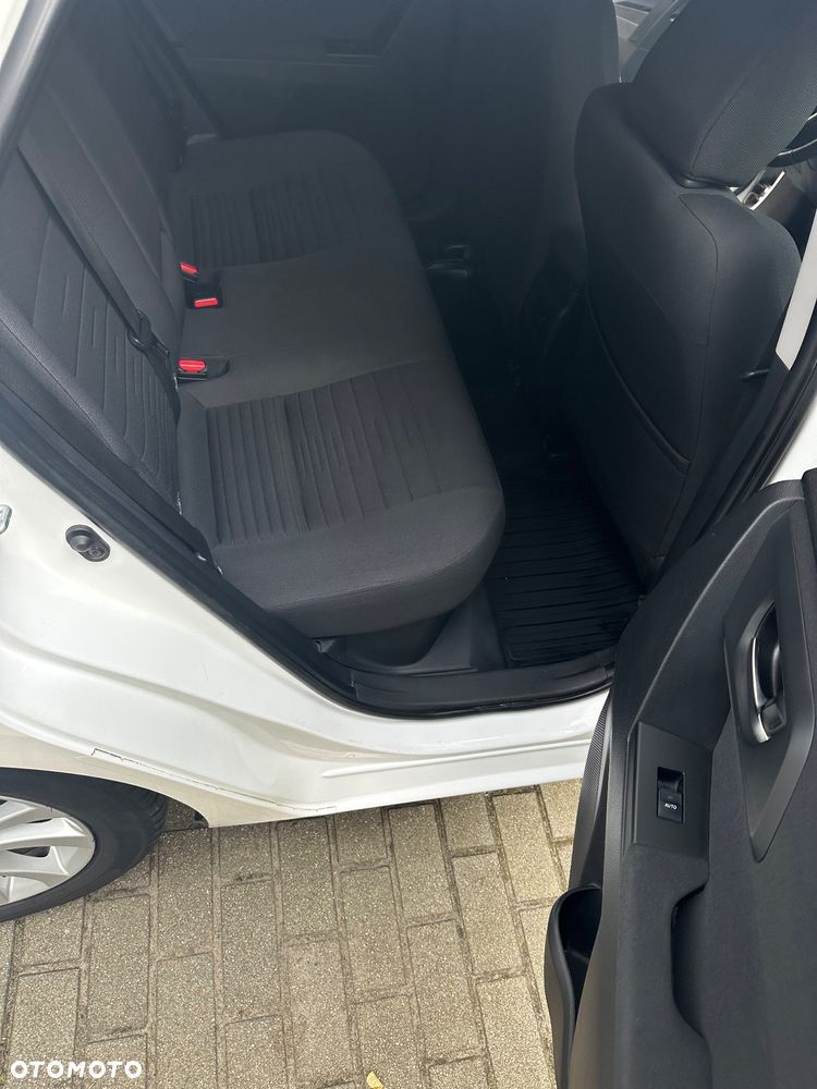 Toyota Auris Hybrid 135 Comfort - 15