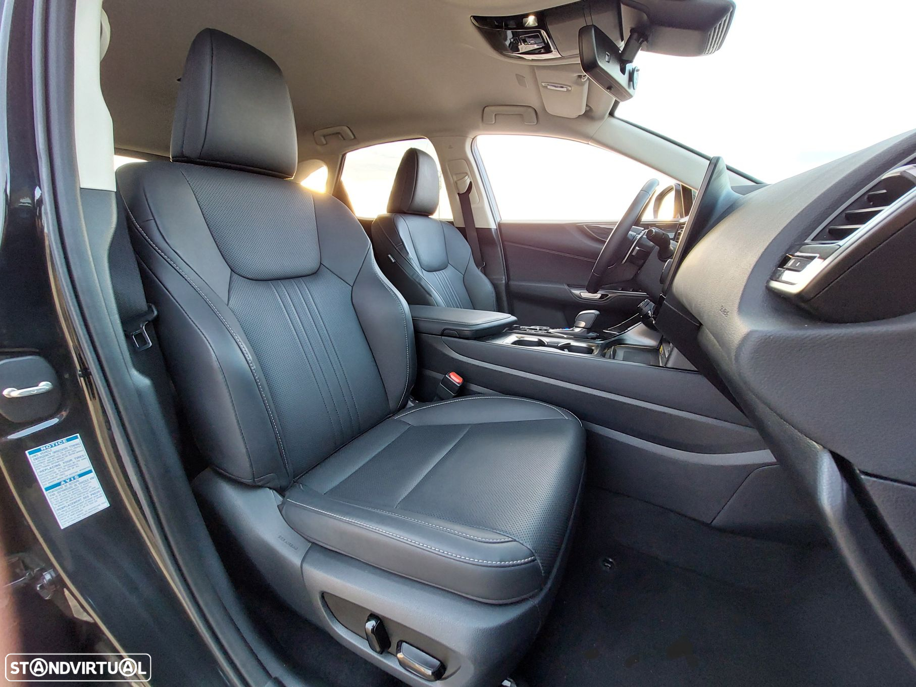 Lexus NX 450h+ - 12