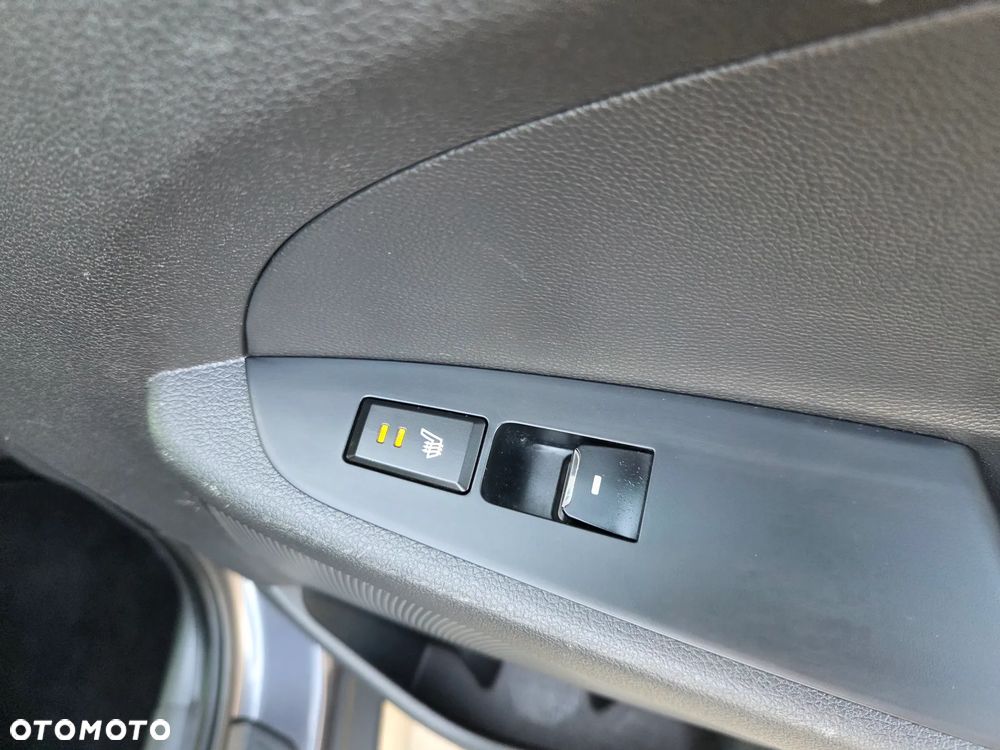 Hyundai Tucson 2.0 CRDI 4WD Automatik Premium - 31