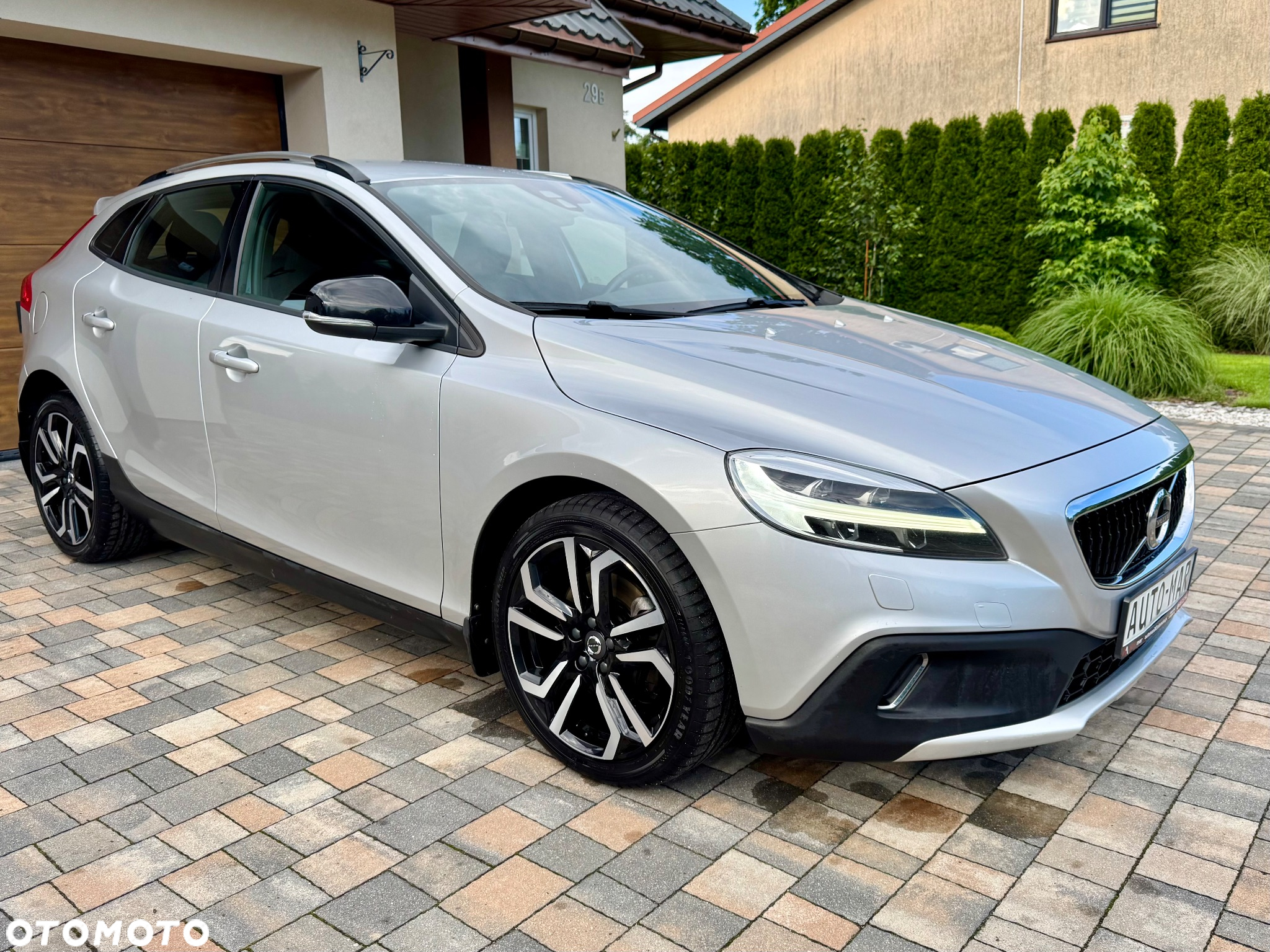 Volvo V40 Cross Country T3 Momentum - 6