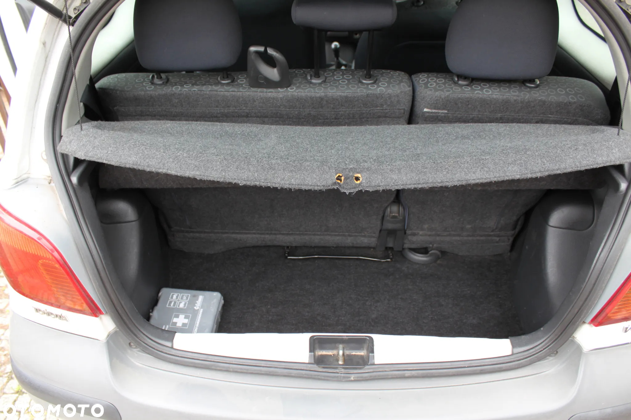 Toyota Yaris 1.0 Base - 15