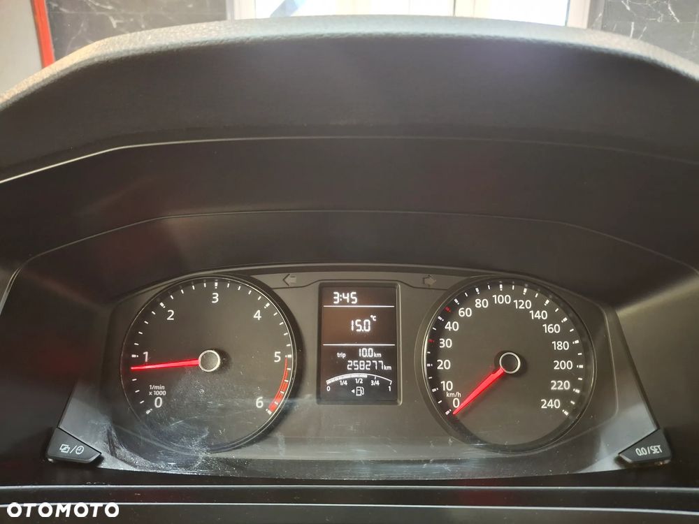 Volkswagen T6 Tansporter 4 MOTION Napęd 4x4 Webasto Klimatyzacja Grzane Fotele Hak Najmocniejsza Wersja 204 KM Pomarańczowy Służba Drogowa 9 Miejsc W Dowodzie - 20