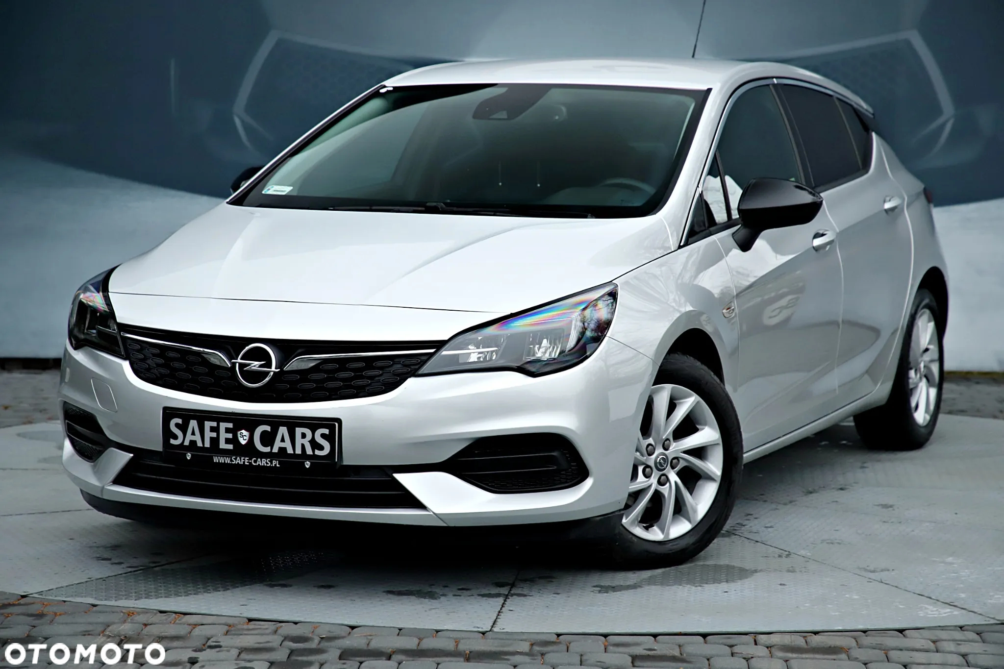 Opel Astra V 1.2 T Elegance S&S - 2