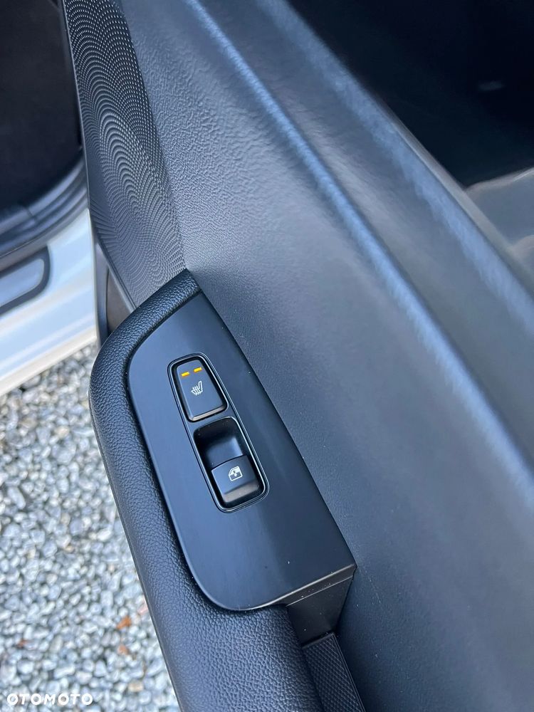 Kia Ceed SW 1.6 GDI DCT OPF Plug-in-Hybrid Spirit - 35