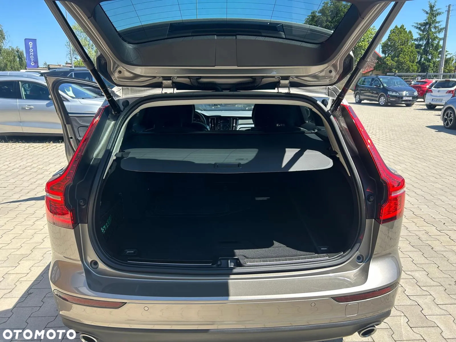 Volvo V60 B4 D Plus Bright - 20