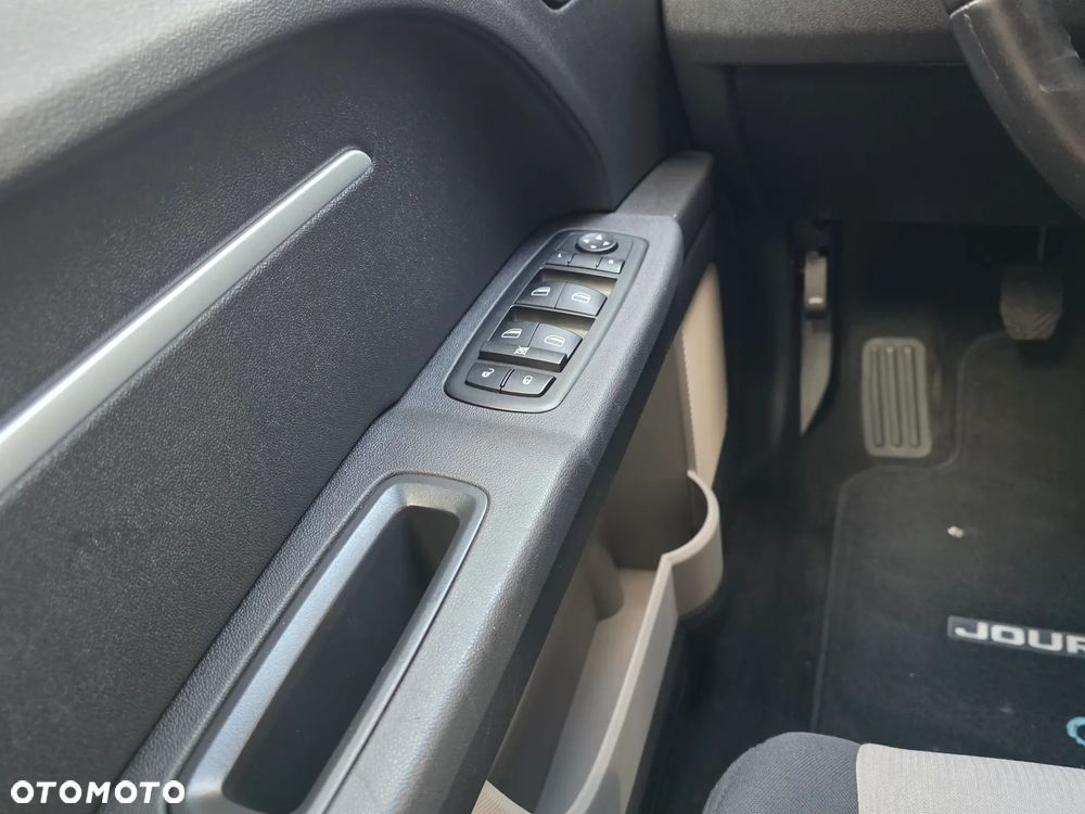 Dodge Journey 2.4 SXT - 27