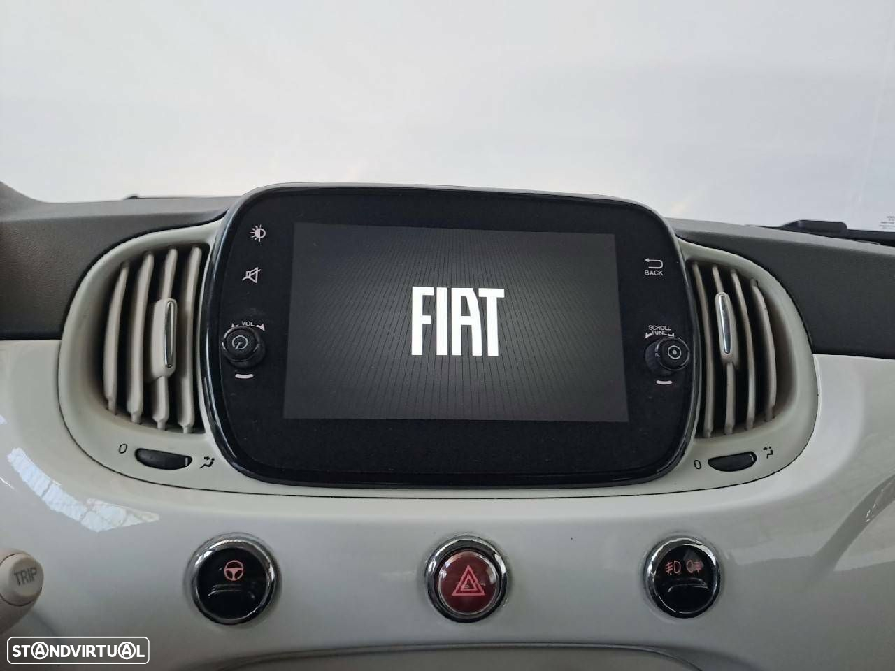 Fiat 500 1.0 Hybrid - 21