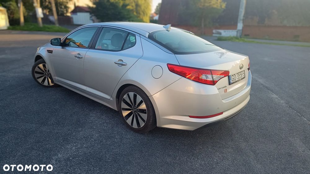 Kia Optima - 8