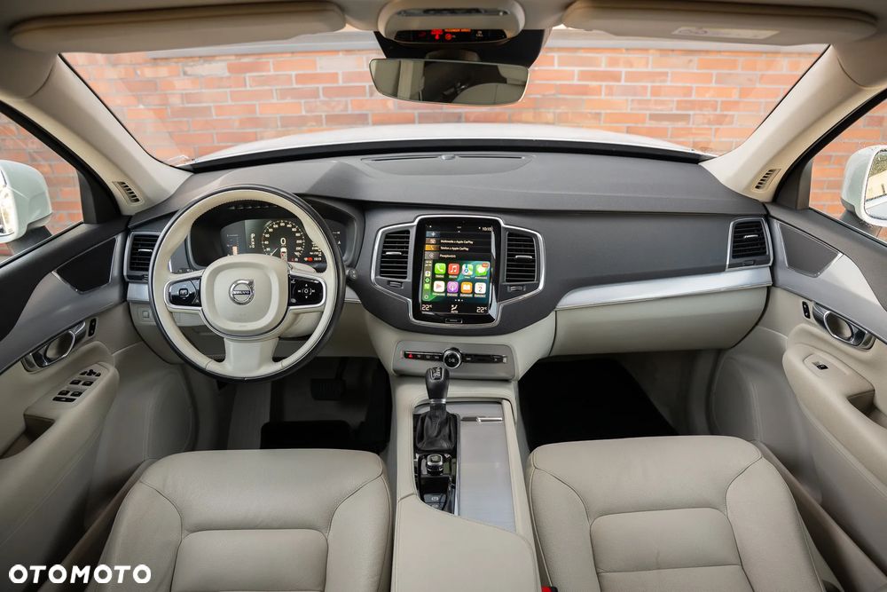Volvo XC 90 B5 D AWD Geartronic Momentum - 4
