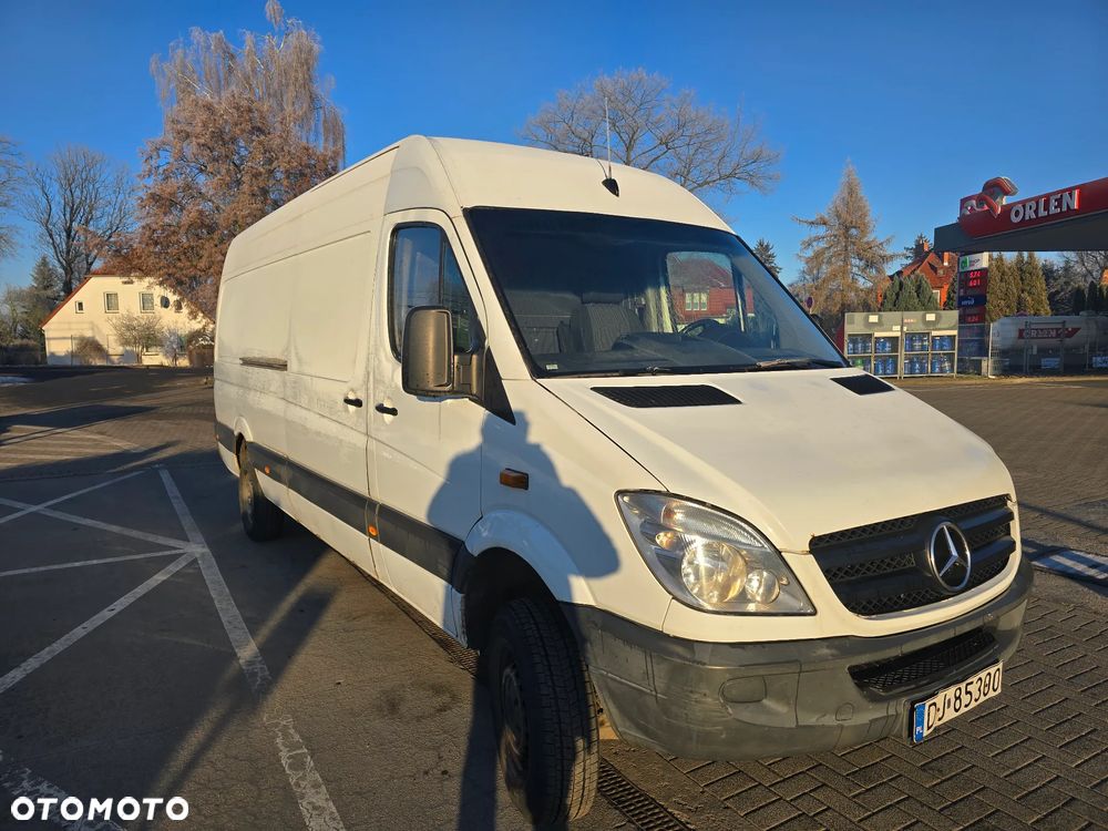 Mercedes-Benz Sprinter - 8