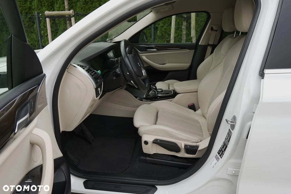 BMW X4 xDrive20i sport - 14