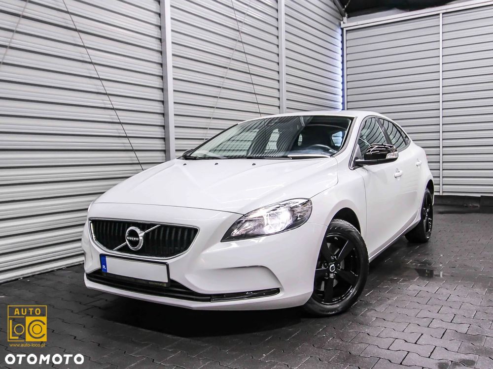 Volvo V40 T3 Drive-E Momentum - 3