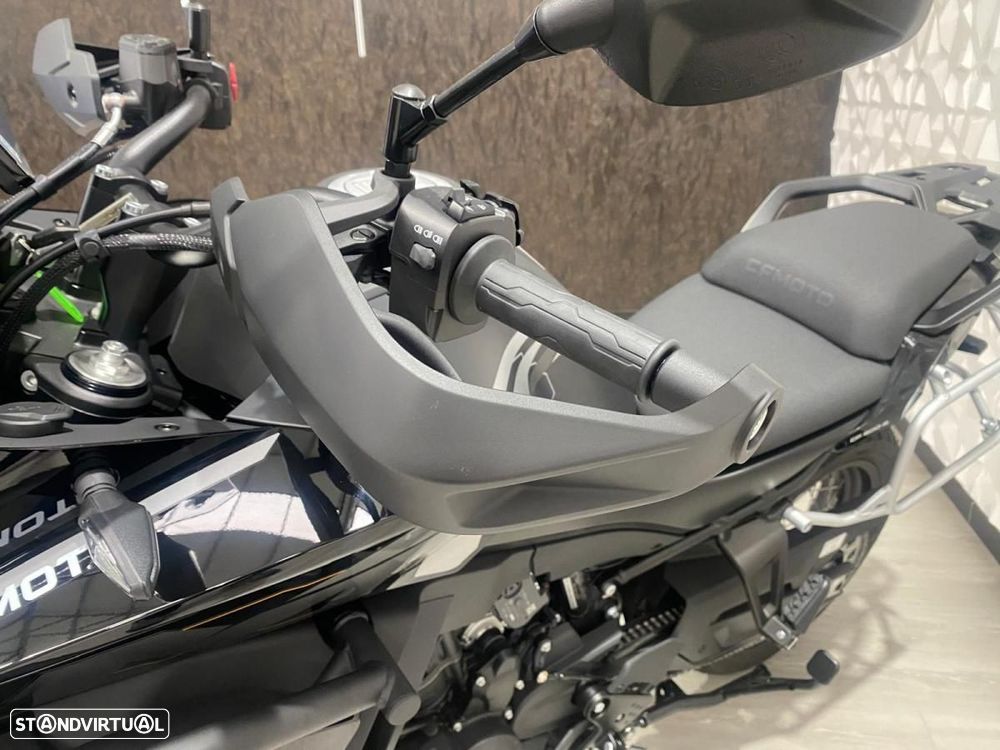 CF Moto 800MT Explore - 18