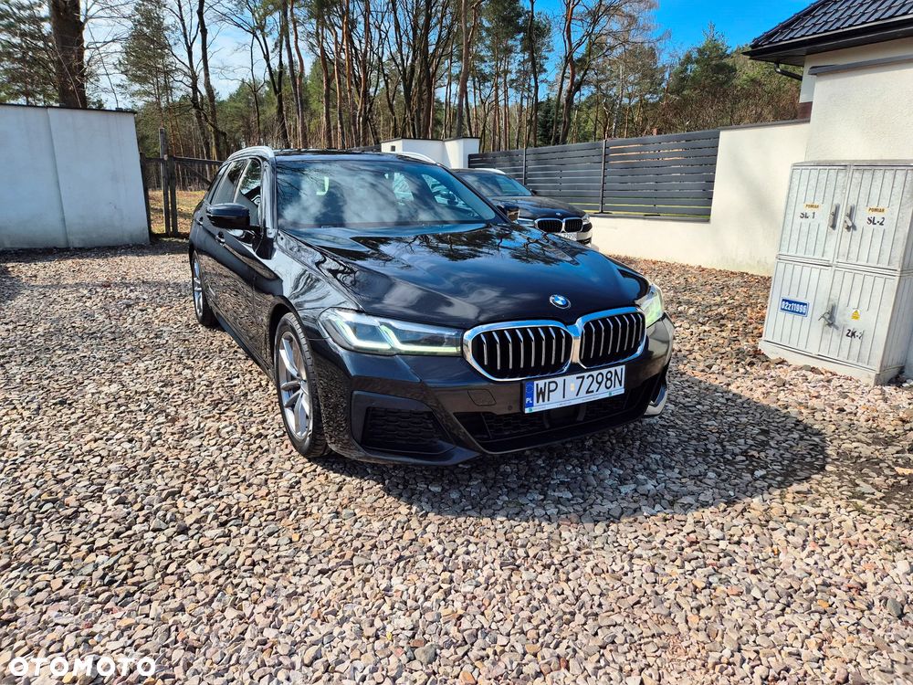 BMW Seria 5 520d M Sport - 1