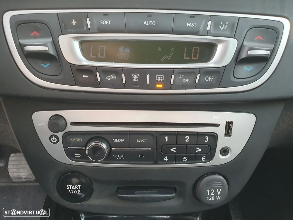 Renault Mégane Sport Tourer 1.6 dCi Bose Edition SS - 19