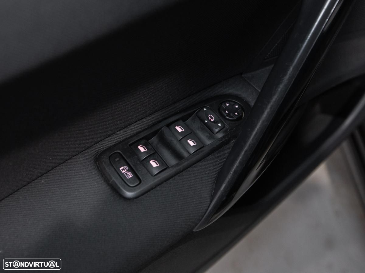 Peugeot 508 SW - 21